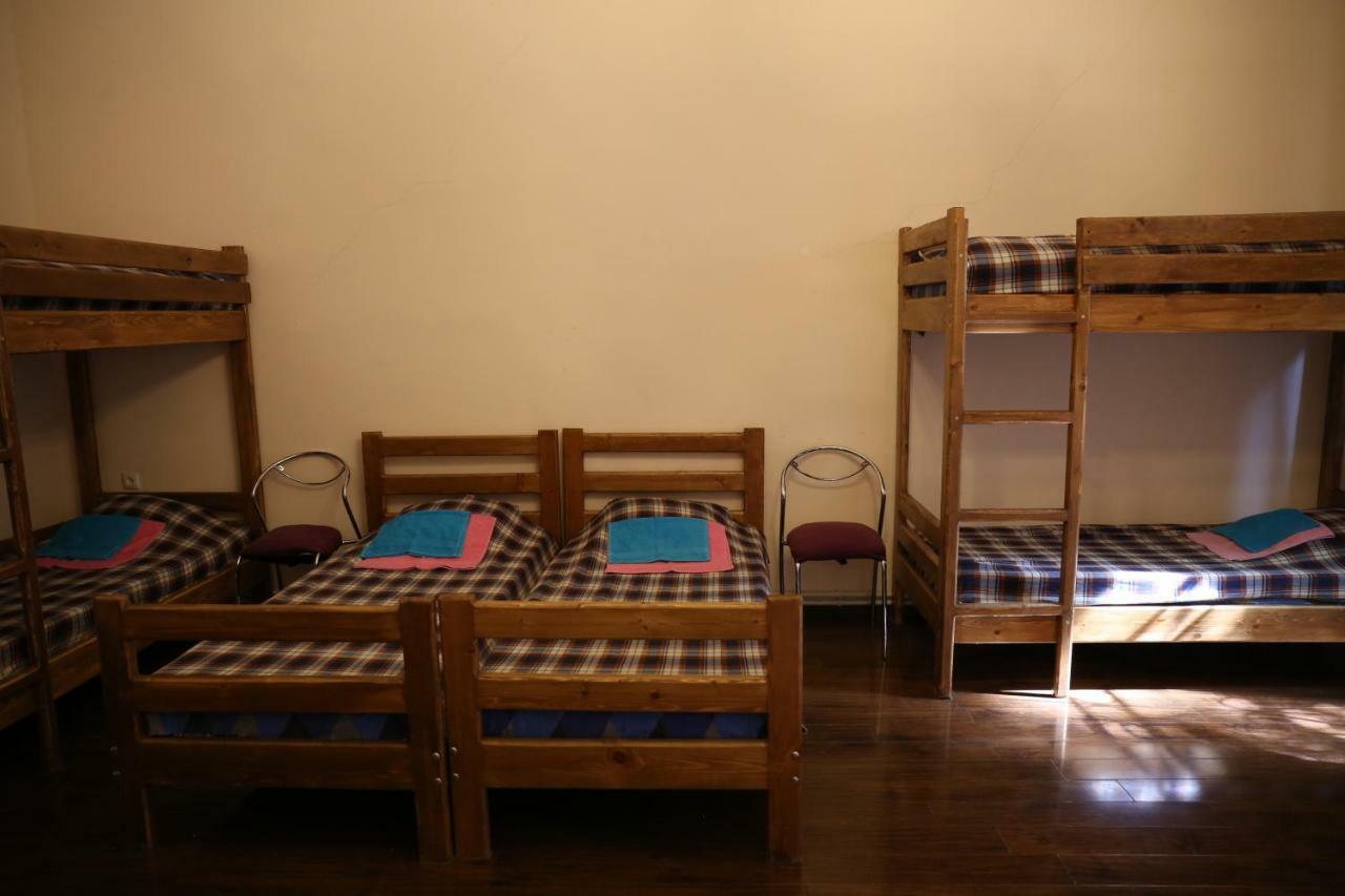 טביליסי Private Rooms In The City Center - Chonqadze 9 מראה חיצוני תמונה